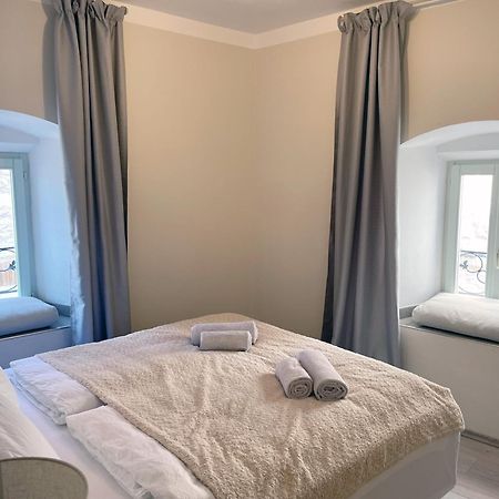 Fredys Apartments Stari Grad  Bagian luar foto