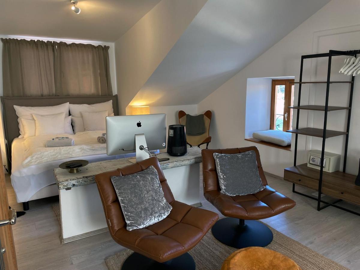 Fredys Apartments Stari Grad  Bagian luar foto