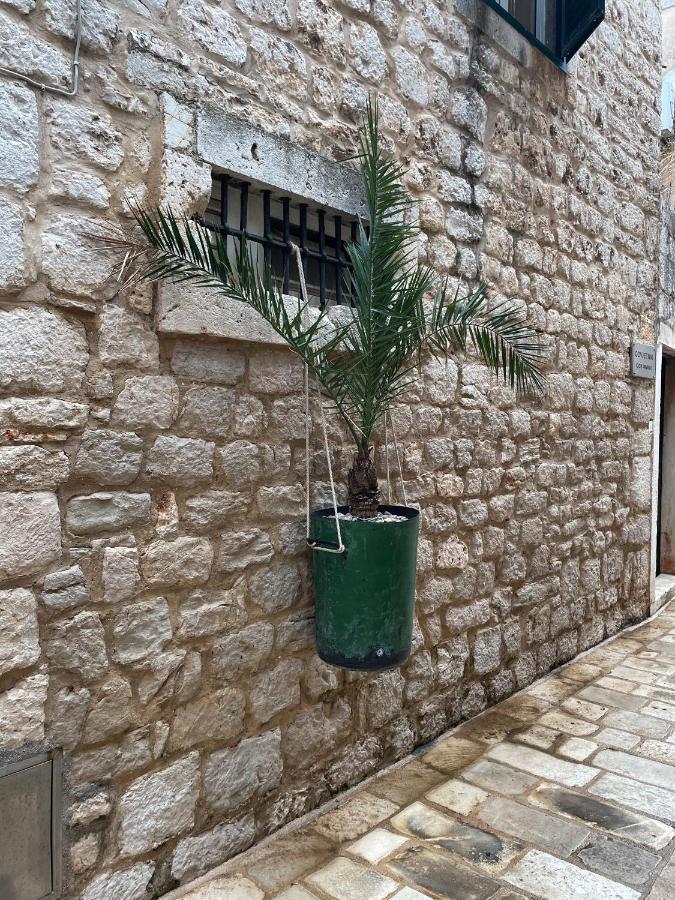 Fredys Apartments Stari Grad  Bagian luar foto