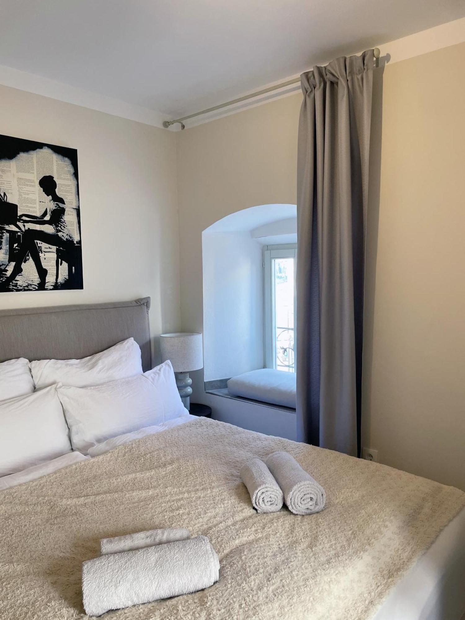 Fredys Apartments Stari Grad  Bagian luar foto